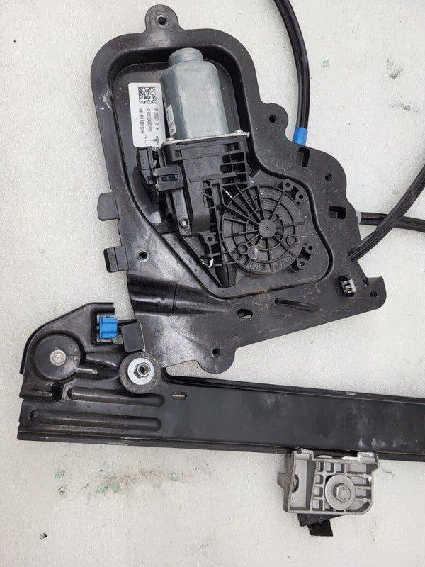 ⭕ 17-23 Model 3 Front Passenger Side Window Regulator & Motor Right 10