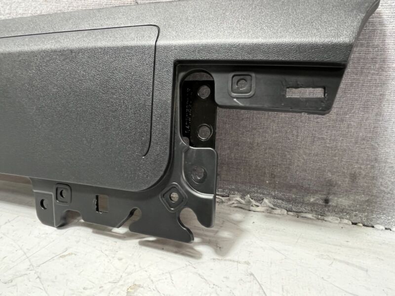114375300A ❇️17-23 Tesla Model Y 3 Right Knee Airbag Passenger Safety Module RH OEM 1077826