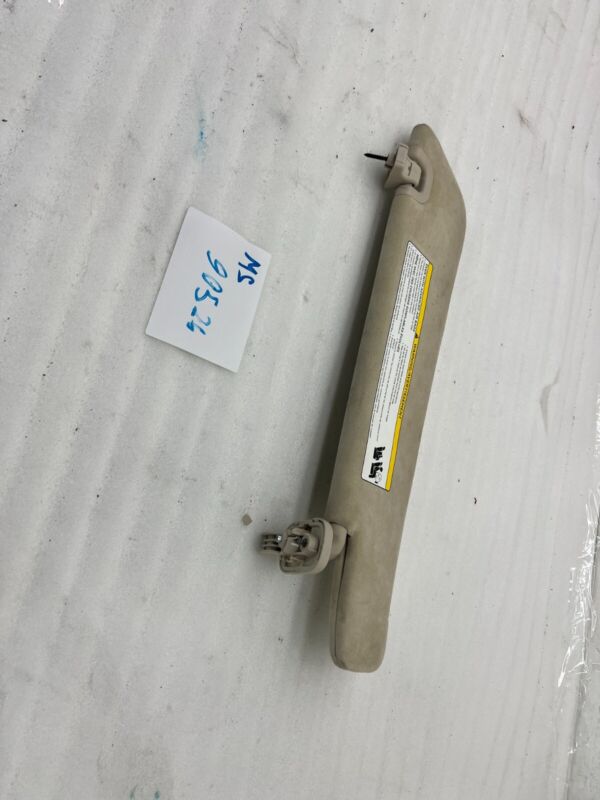 Does Not Apply 2012-2020 Tesla Model S Front Passenger Side Windshield Sunvisor Sun Visor Right