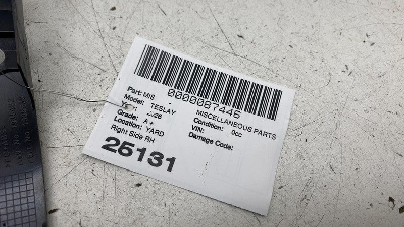 ⭕ 25-26 Tesla Model Y Passenger Side B-Pillar Upper Interior Trim Righ