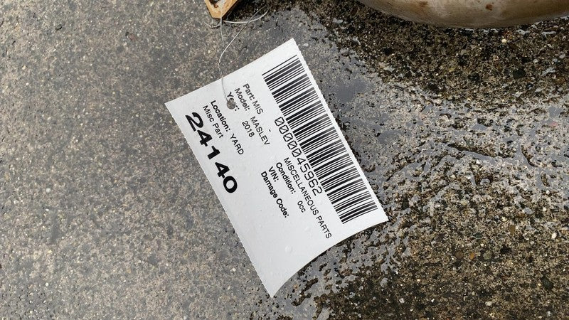 ⭕ 17-20 Maserati Levante Rear Left Exhaust Muffler Silencer w/ Tube Ta