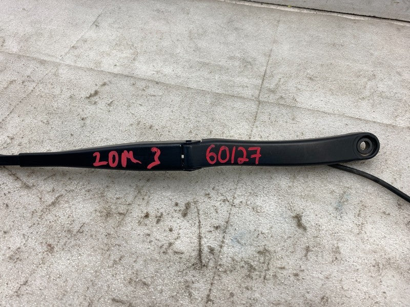 1076729-00-C ⭕ 2017-2022 Tesla Model 3 Front Windshield Wiper Arm & Blade Right 1076729-00-C
