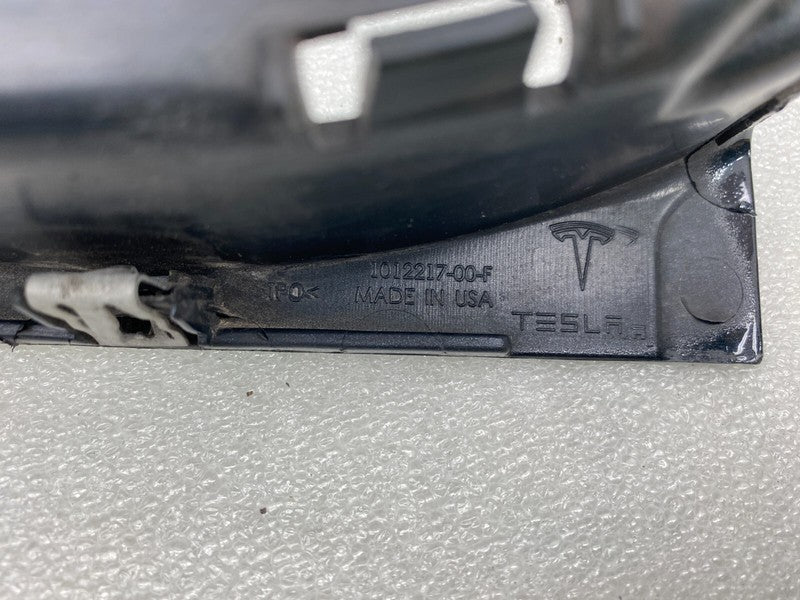 101221700F ⭕12-23 Tesla Model S Passenger Side Skirt Molding Scuff Plate Right 1012217-00-F