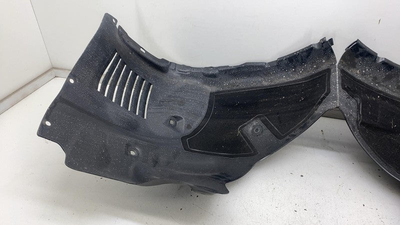 149261300C ⭕2020-2024 Tesla Model Y Front Wheel Fender Liner Splash Guard Left 1492613-00-C