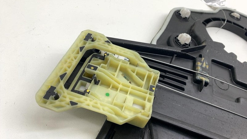 ⭕ 21-24 Ford Mustang Mach-E Rear Right Door Window Regulator & Motor w/ Carrier