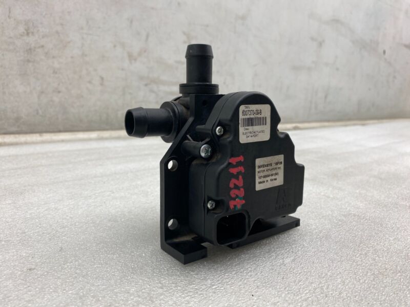 600737000B 2012-2020 Tesla Model S X Coolant Pump Cooling Valve Actuator 4-Way Assembly