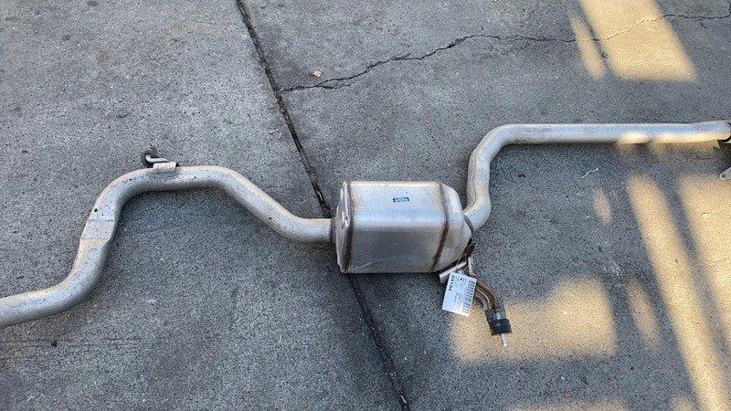 ⭕ 2017-2024 Chrysler Pacifica Exhaust Muffler Pipe & Resonator FWD Assembly OEM