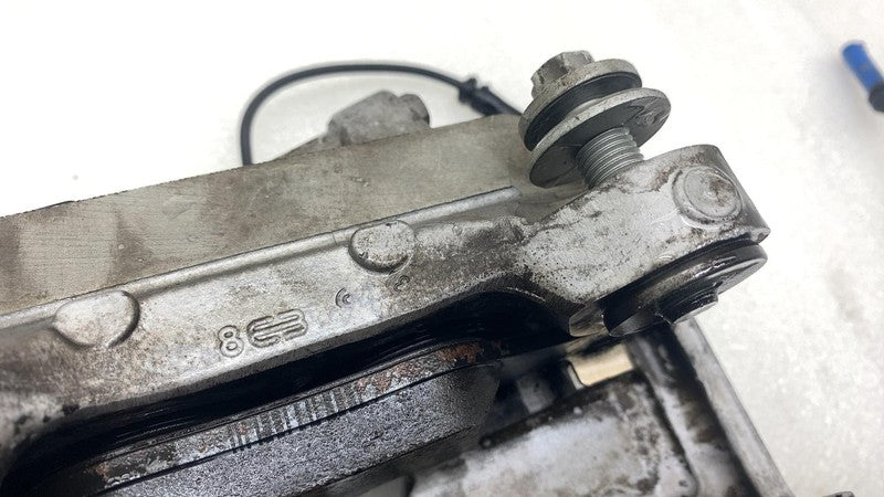 2017-2023 BMW 530e 530i G30 Front Driver Side Caliper w/ Brake Hose Li