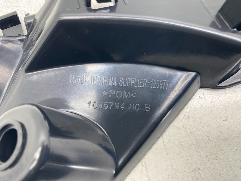 1095794 00 B ⭕ 2017-2026 Tesla Model X Front Right Fender Mount Support Bracket 1095794-00-B