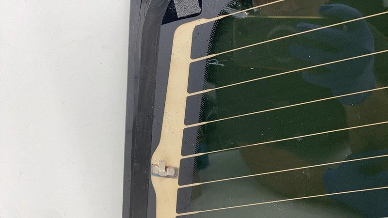 ⭕19-25 Silverado 1500 Back Rear Cabin Rear Screen Glass Fixed Window 8