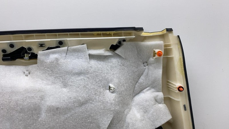 2016-2019 Mercedes-Benz GLE350 Front Passenger Side Door Panel Trim Cover Right