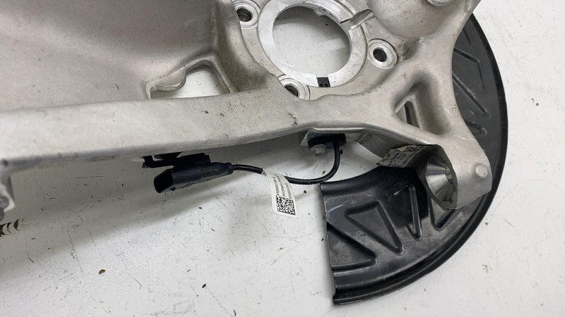 PT00415633-E ⭕ 2022-2025 Rivian R1S Front Passenger Side Spindle Knuckle Right PT00415633-E