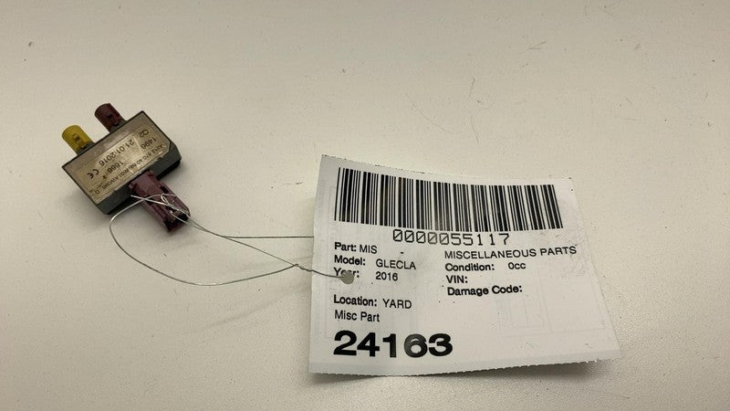 A2128704089 2012-2019 Mercedes-Benz GLE350 Radio Amplifier Splitter Module Unit A2128704089