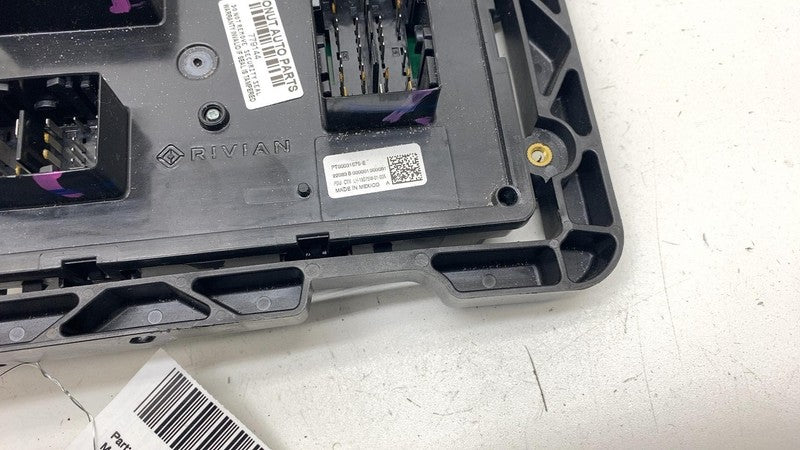 ⭕ 22-24 Rivian R1T R1S Left Dash Fusebox Power Relay Control Module PT