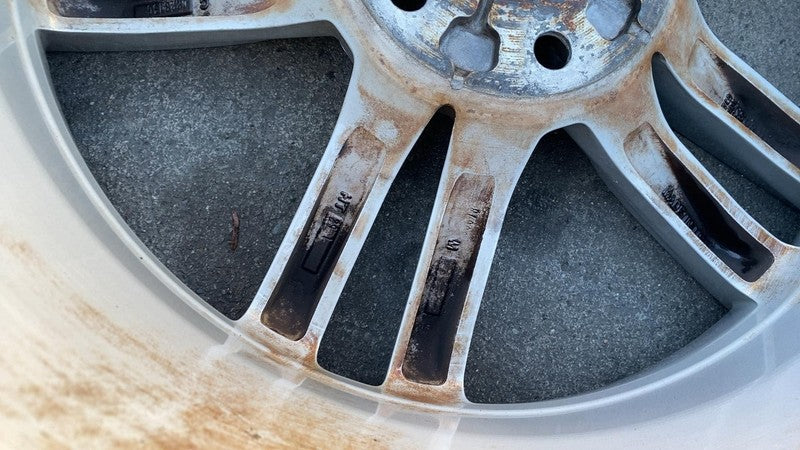 ⭕ 2012-2015 Tesla Model S Wheel Rim 19x8.0+40mm + Tire 245/45 ZR19 600