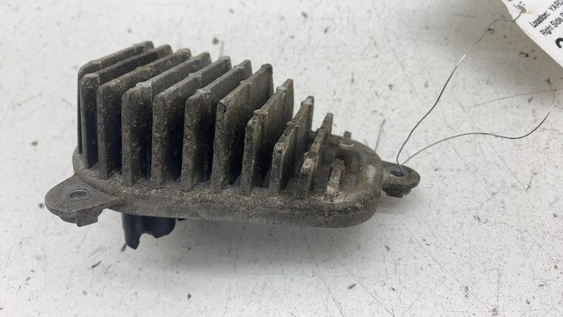 ⭕ 2019-2023 Audi E-Tron Quattro Right Headlight LED Converter Module 1