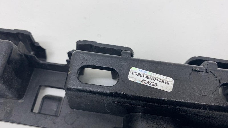 2018-2023 BMW 530e G30 Passenger Right Skirt Rocker Molding Support Br