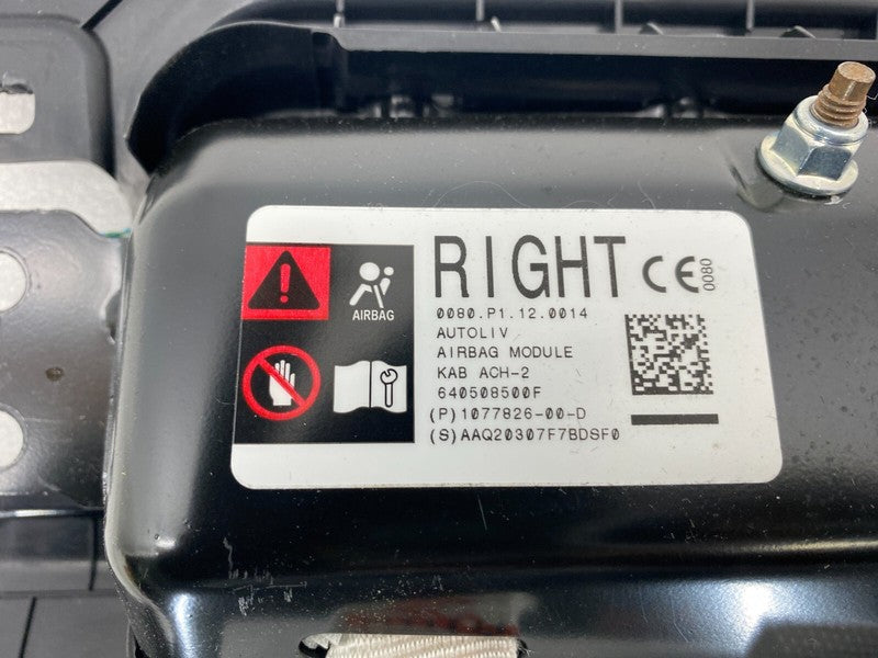 1077826 00 D ⭕ 17-23 Tesla Model Y 3 Right Knee Airbag Passenger Safety Module RH OEM 1077826