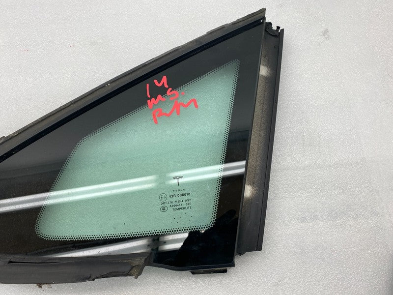 E6 43R-008010 ⭕ 2012-2020 Tesla Model S Rear Passenger Side Quarter Fixed Glass Right Assembly