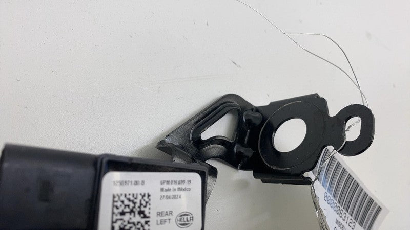 125097100B ⭕ 24-25 Cybertruck Rear Driver Suspension Height Level Sensor Left 1250971-00-B