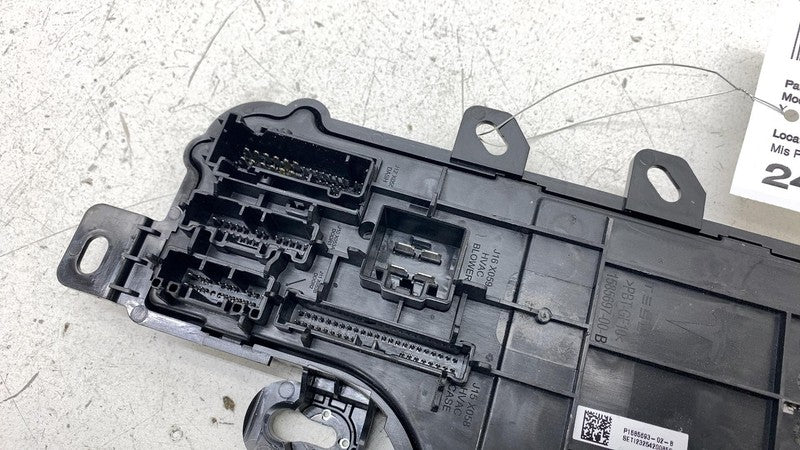 158569302B ⭕ 21-23 Tesla Model S X Right Controller Body Control Module GEN 4 1585693-02-B