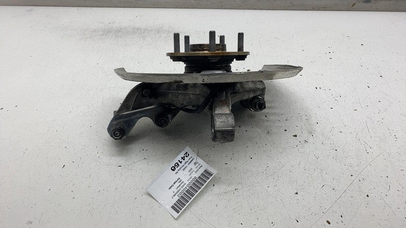2017-2024 Chrysler Pacifica Front Right Spindle Knuckle Hub + Dust Shi