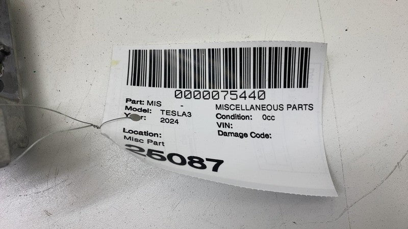 186675020B ⭕ 24-25 Tesla Model 3 M3 Front Vehicle Electronic Controller Module 1866750-20-B