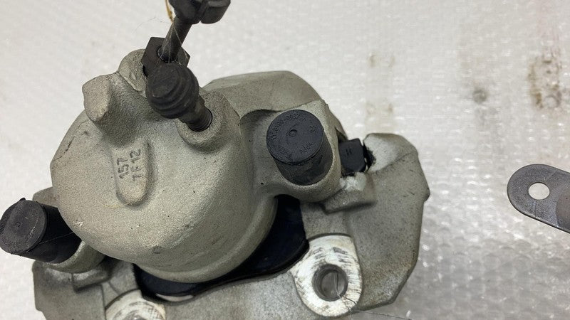 CV612010KC 2013-2018 Ford C-Max Front Passenger Side Caliper w/ Brake Hose Line Right FWD