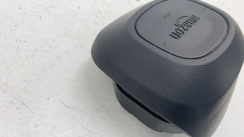 ⭕ 2022 Rivian EDV-700 Van Front Driver Steering Wheel SRS Airbag PT000