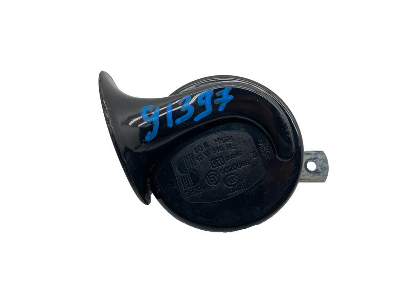 E10020046 ⭕2012-2020 Tesla Model S Seger High Pitch Tone Horn 12V 510 Hertz w/ Bracket OEM