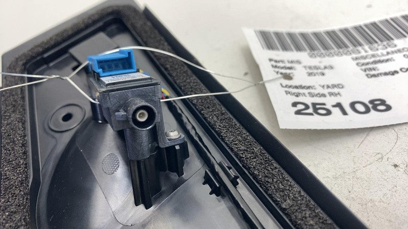 110044100D ⭕17-23 Model 3 Right B-Pillar Applique Glass Trim Molding w/ Camera 1100441-00-D