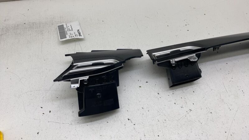 100782100D 12-20 Tesla Model S X Dash A/C Air Vent Outlet Dashboard Trim Panel 1007821-00-D
