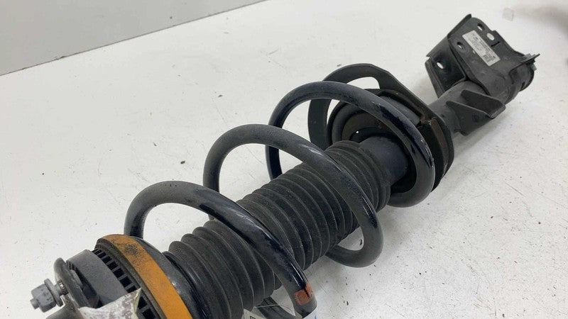 68248727AD ⭕ 2017-2025 Chrysler Pacific Front Left Side Shock Strut Absorber FWD 68248727AD