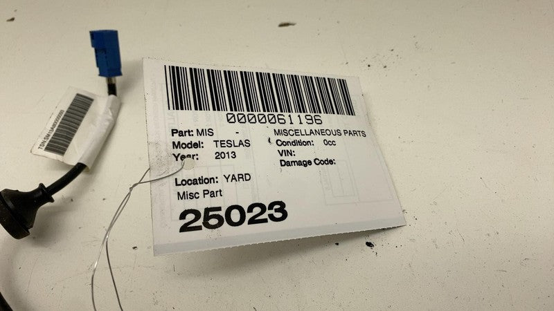 1006773-00-D ⭕ 12-15 Model S MS Rear View Backup Camera w/ Liftgate Trim Molding 1006773-00-D