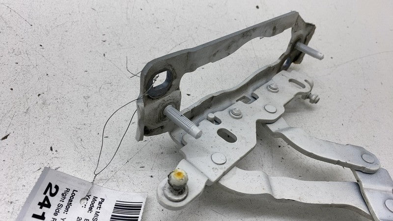 ⭕ 2010-2016 Mercedes Benz E350 E-Class Front Passenger Side Bonnet Hood Hinge RH