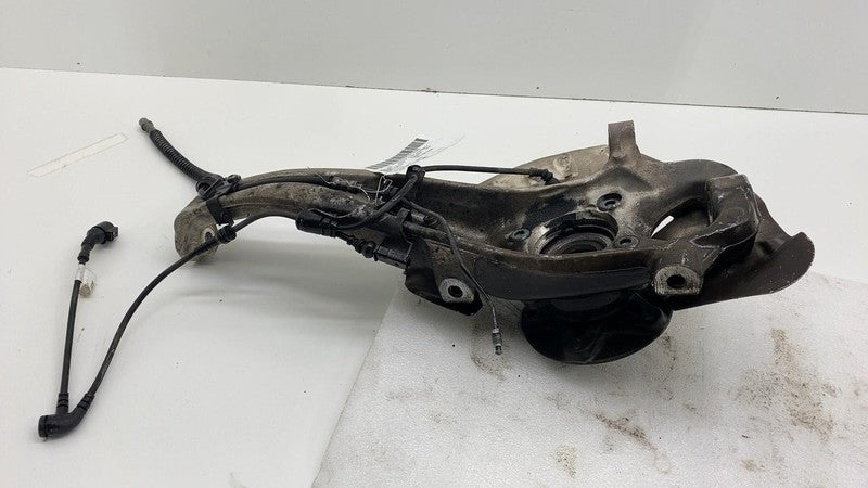 2011-2014 Porsche Cayenne Front Right Spindle Knuckle Hub w/ Dust Shie