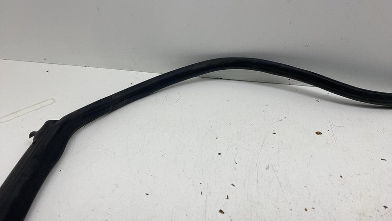 ⭕ 14-20 Maserati Ghibli Front Left Door Window Weatherstrip Rubber Seal Gasket