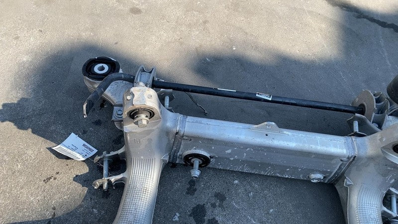 6861459-01 ⭕ 2018-2022 BMW 530e xDrive G30 Rear Suspension Subframe w/ Stabilizer Sway Bar