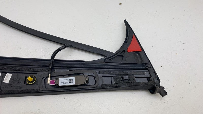 1092312 98 E 16-20 Model X Right B-Pillar Applique Trim Molding w/ Camera & Seal 1092312-98-E