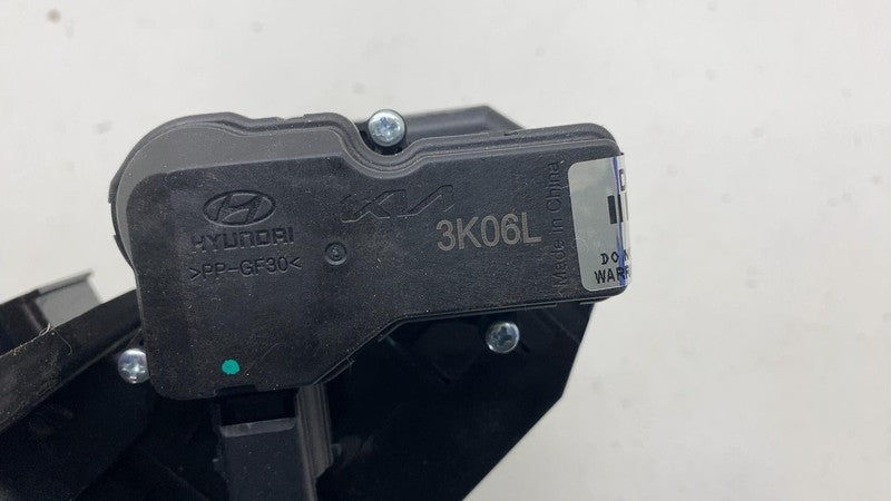 ⭕ 2022 2023 2024 Hyundai Ioniq 5 Charging Port Flap Cover Insert OEM 6