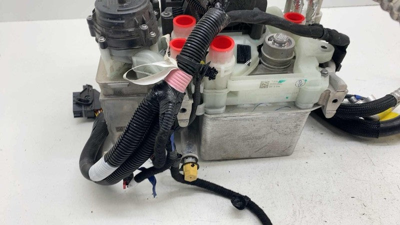 ⭕ 2020-2024 Tesla Model Y Supermanifold Refrigerant Chiller w/ Coolant