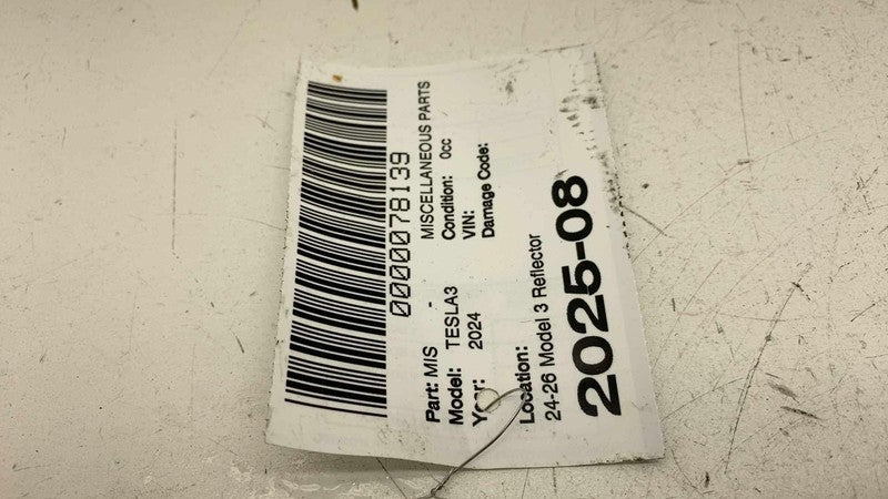 1715105-30-A ⭕24-25 Tesla Model 3 Right Door Cover Charge Port Reflector Trim RH 1715105-30-A