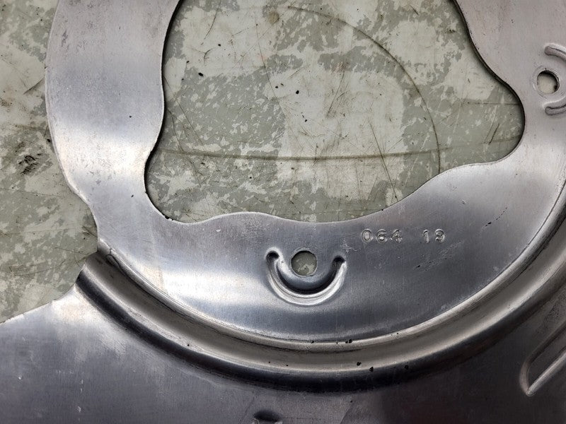 1044666 C ⭕ 17-23 Tesla Model 3 M3 Rear Passenger Side Brake Rotor Shield Right 1044666-C