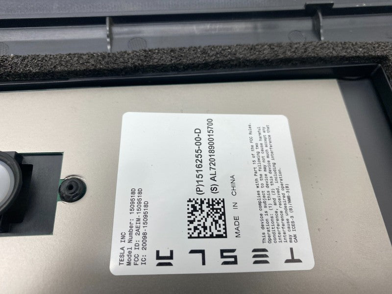 149424000A ⭕ 20-23 Model Y Left Exterior B-Pillar Applique Glass Trim LH AP3 1506885-00-E