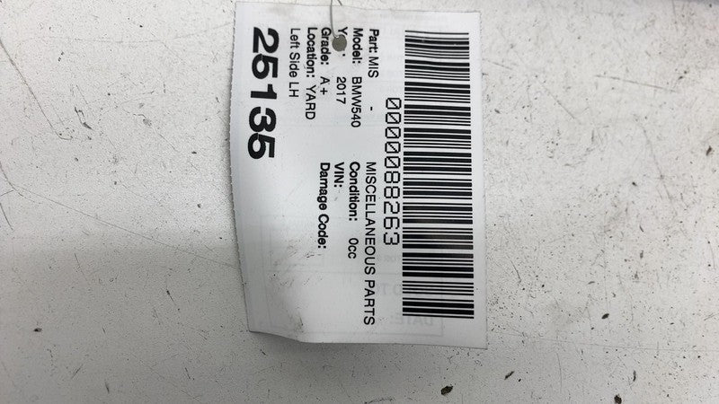 ⭕ 2017-2023 BMW 540i Front Left Skirt Rocker Molding Panel Bracket 517