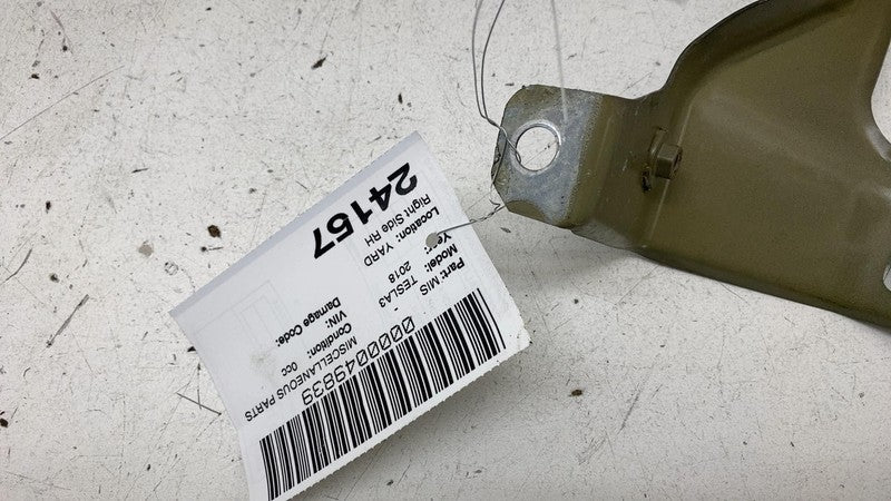 1086016 00 C 2017-2023 Tesla Model 3 M3 Front Passenger Side Fender Support Bracket Right RH