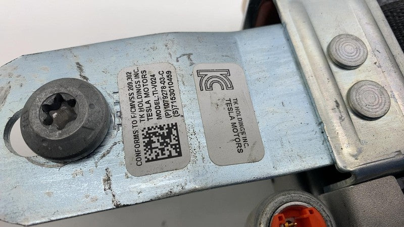 2016-2020 Tesla Model S Front Right 1st Row Seat Belt & Retractor 1079