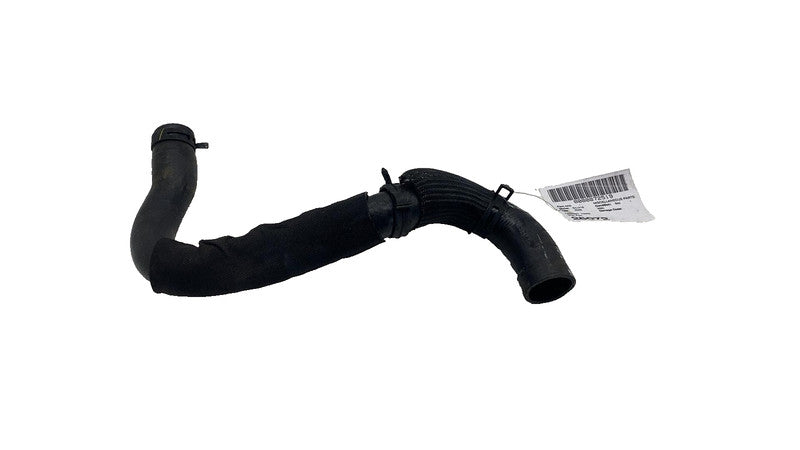 85613173 ⭕2019-2025 Chevrolet Silverado 1500 Engine Radiator Coolant Outlet Hose 85613173