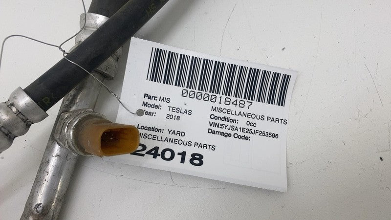 ⭕ 16-20 Tesla Model S A/C Lower Liquid & Chiller Suction Line Pipe 106