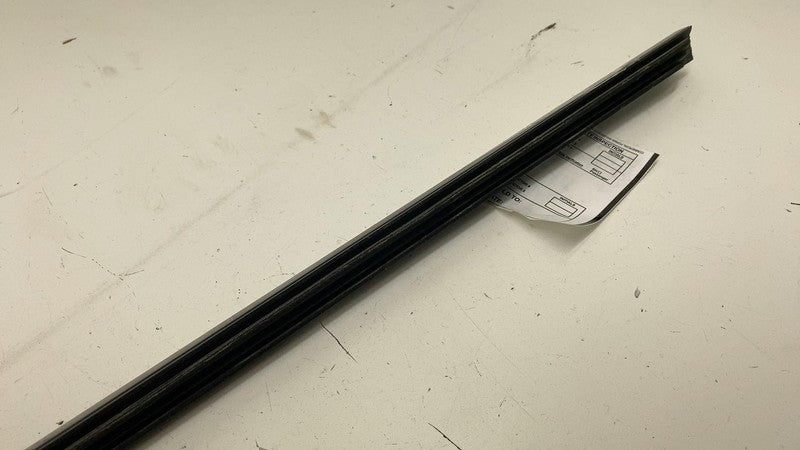 ⭕ 2020-2024 Tesla Model Y Front Left Door Window Outer Belt Assy LH 14